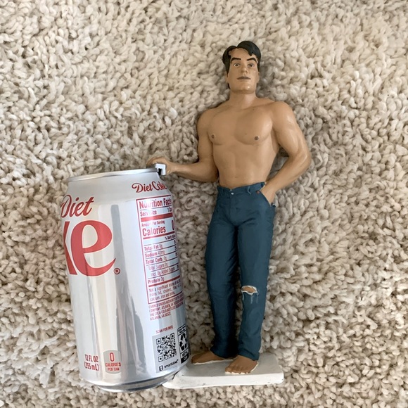 Sexy hunk beer can holder GANZ R. Demars - Picture 2 of 7